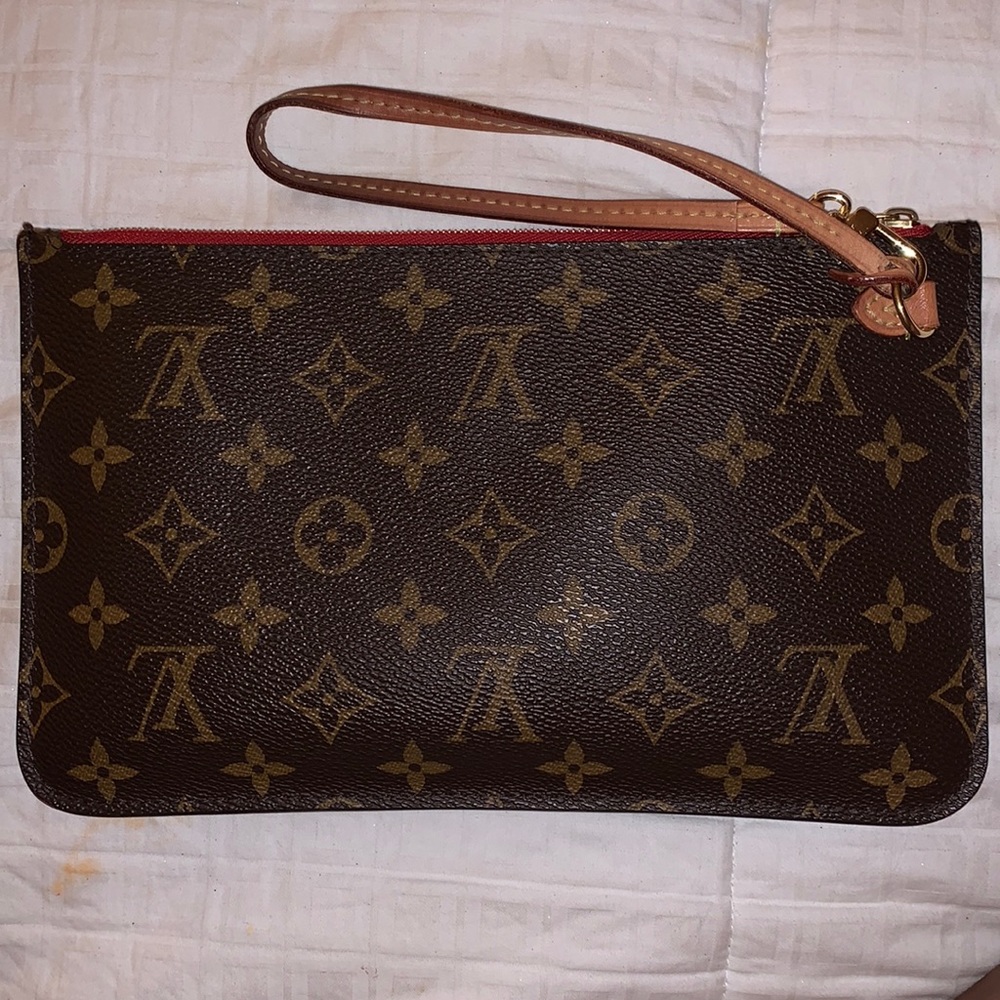 Louis Vuitton NEVERFULL MM POCHETTE/WRISTLET  ONLY